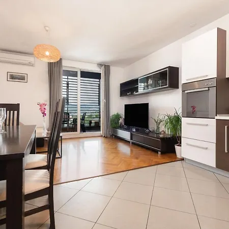 City Vibe & Free Garage Split Exterior foto