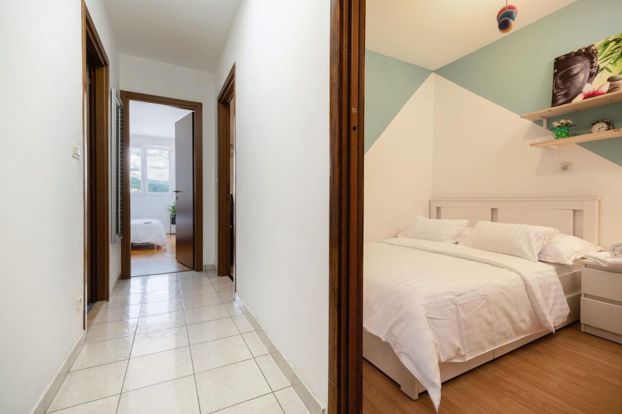 Apartament Vibe & Free Garage Split